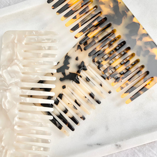 Wanderlust Comb in Ivory